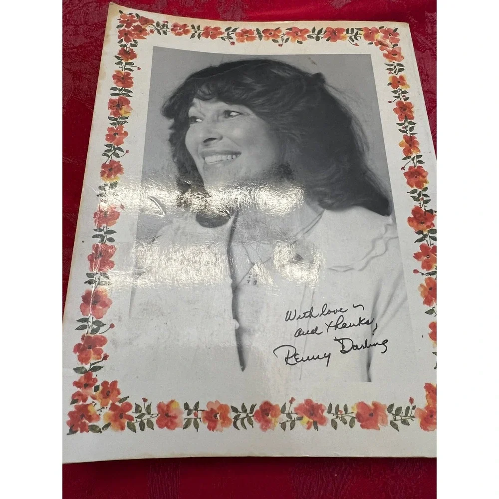 The Love of Eating, by Renny Darling 1978 SIGNED Vintage Softcover‎ Cookbook